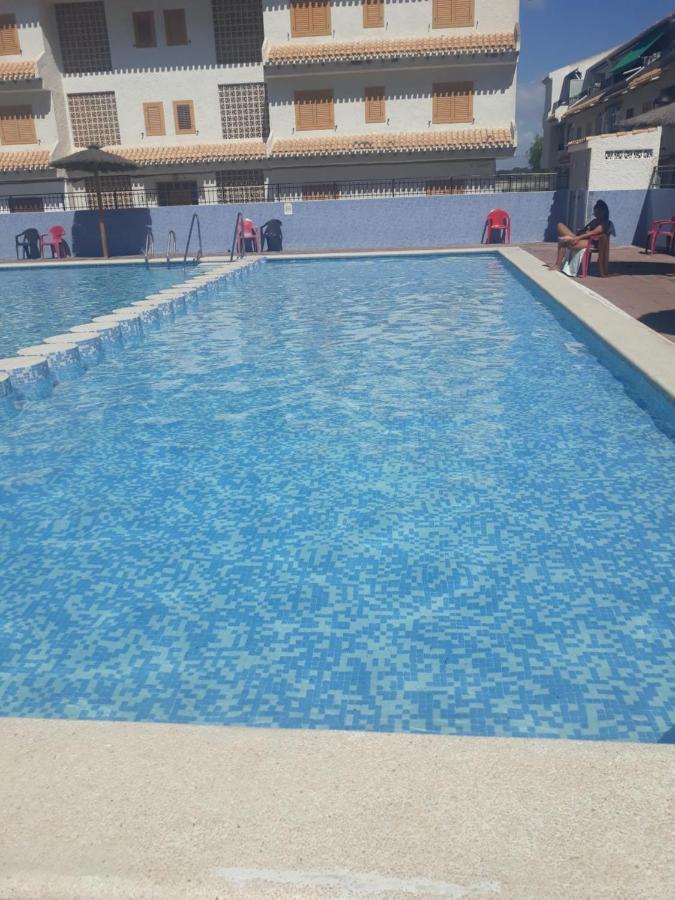 Apartamento Santa Pola, En Playa Del Tamarit Con Piscina. Buitenkant foto