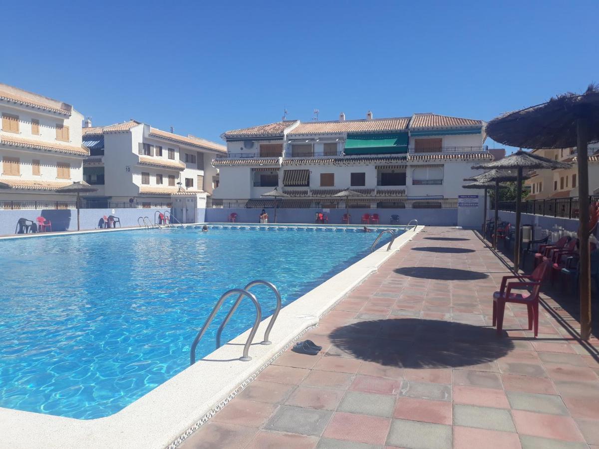 Apartamento Santa Pola, En Playa Del Tamarit Con Piscina. Buitenkant foto