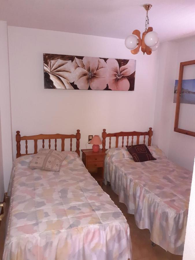 Apartamento Santa Pola, En Playa Del Tamarit Con Piscina. Buitenkant foto